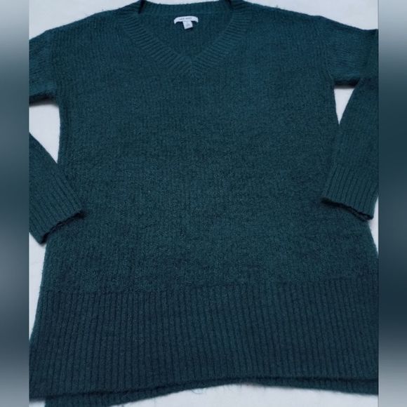 Nine West Dark Green V-neck Sweater, size Small - Picture 5 of 11